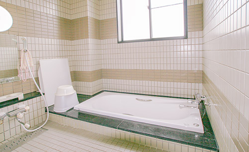 富山市 ビジネス旅館日章 女性用浴室